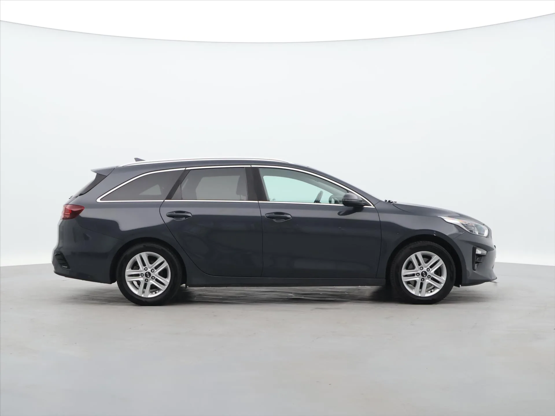 Kia Ceed - Náhled 8