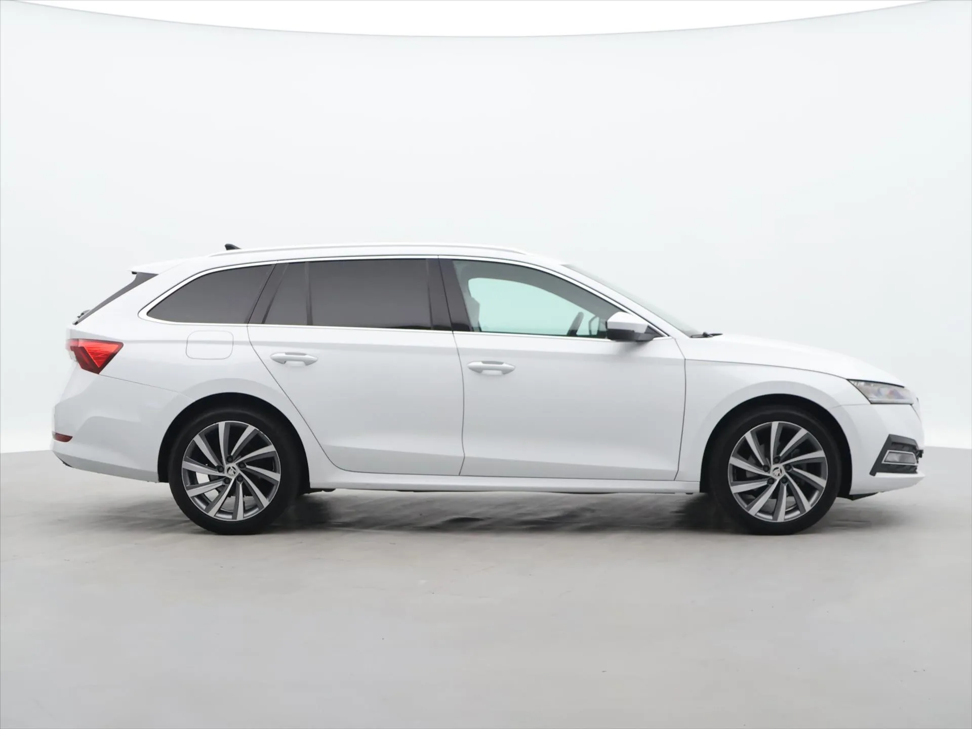 Škoda Octavia - Náhled 8