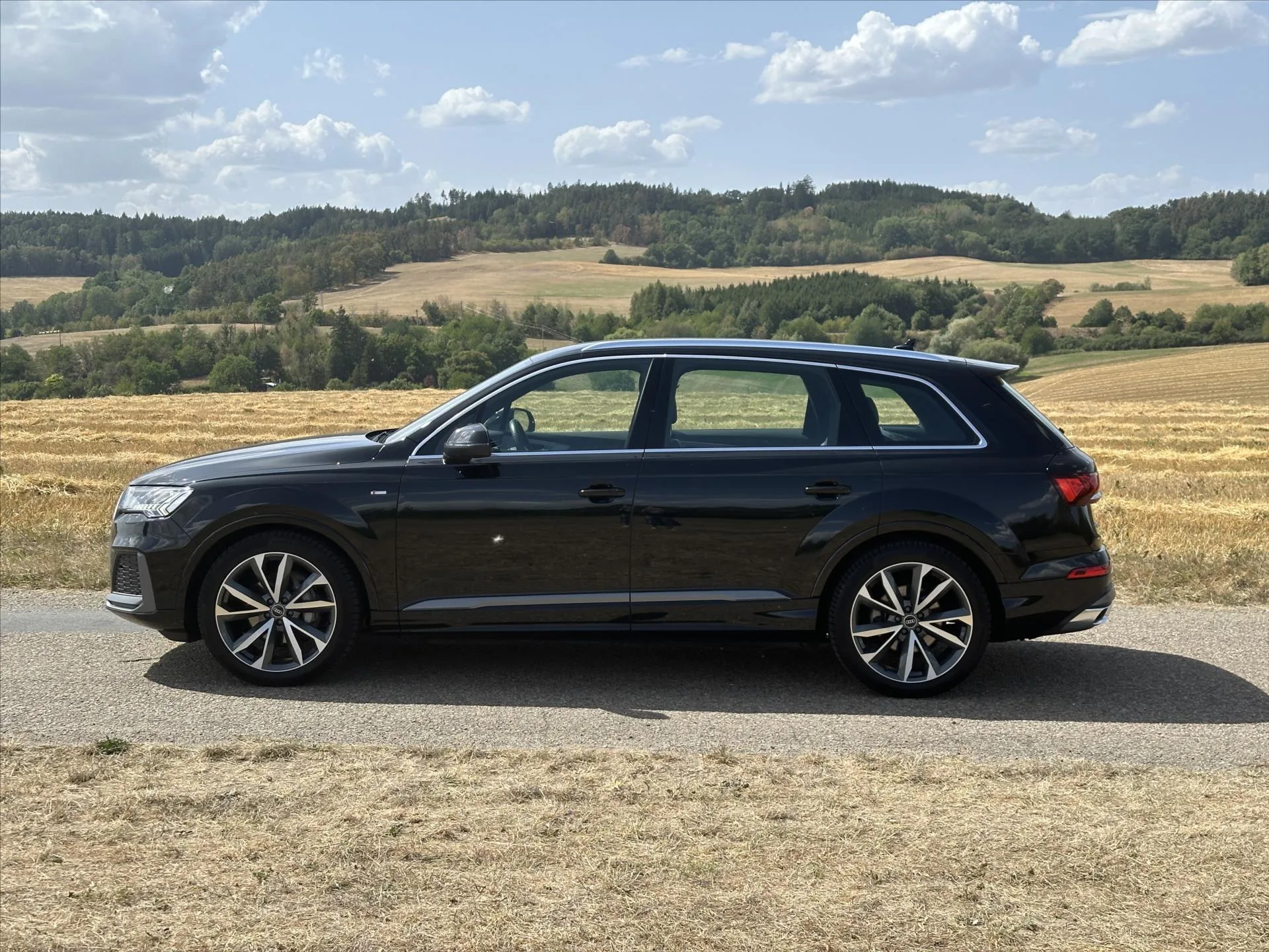 Audi Q7 - Náhled 4