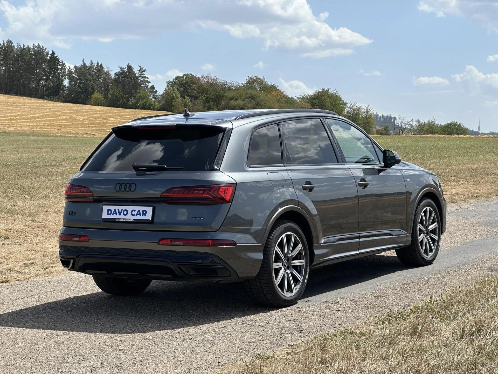Audi Q7 - Náhled 7