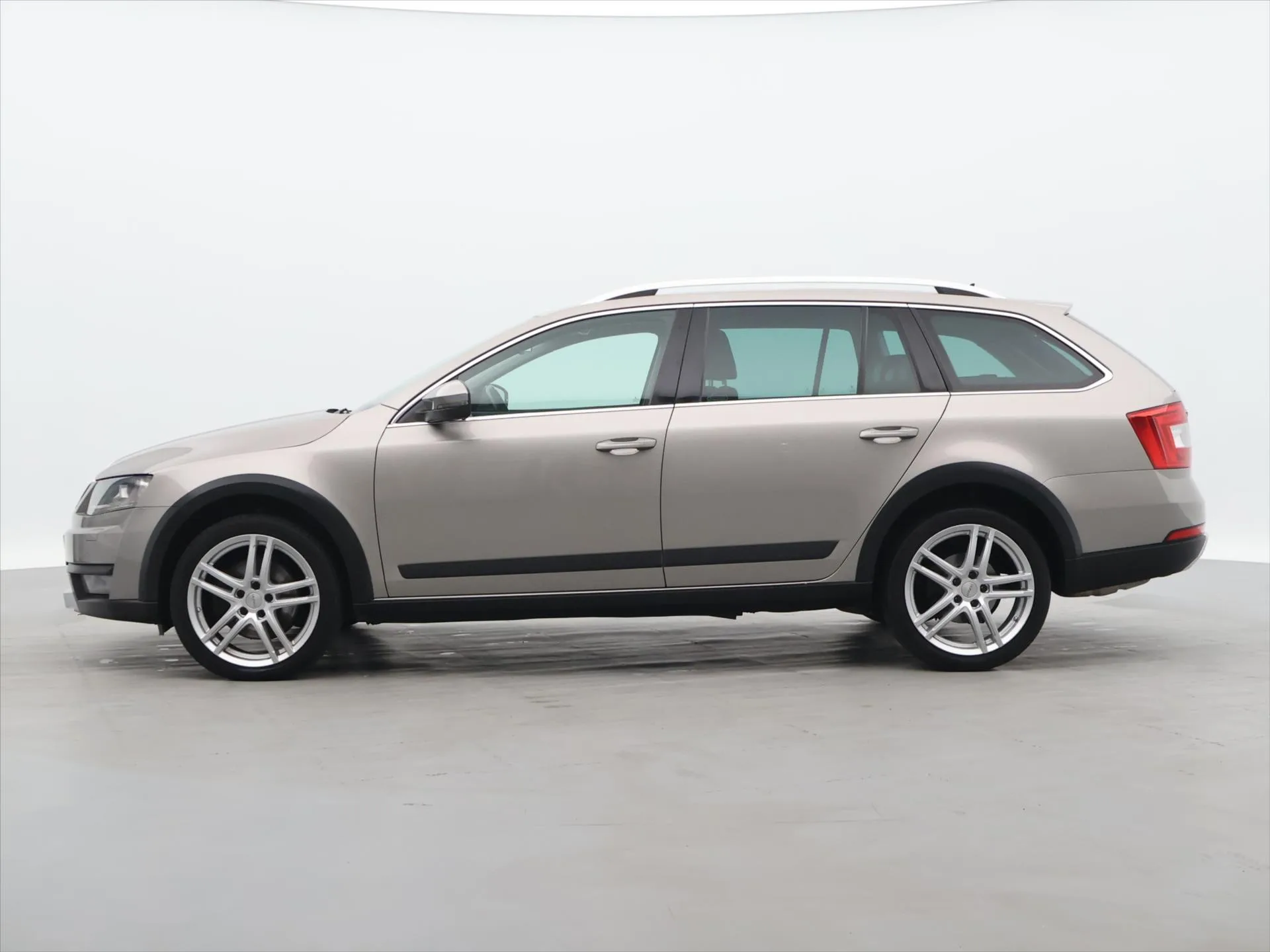 Škoda Octavia - Náhled 4