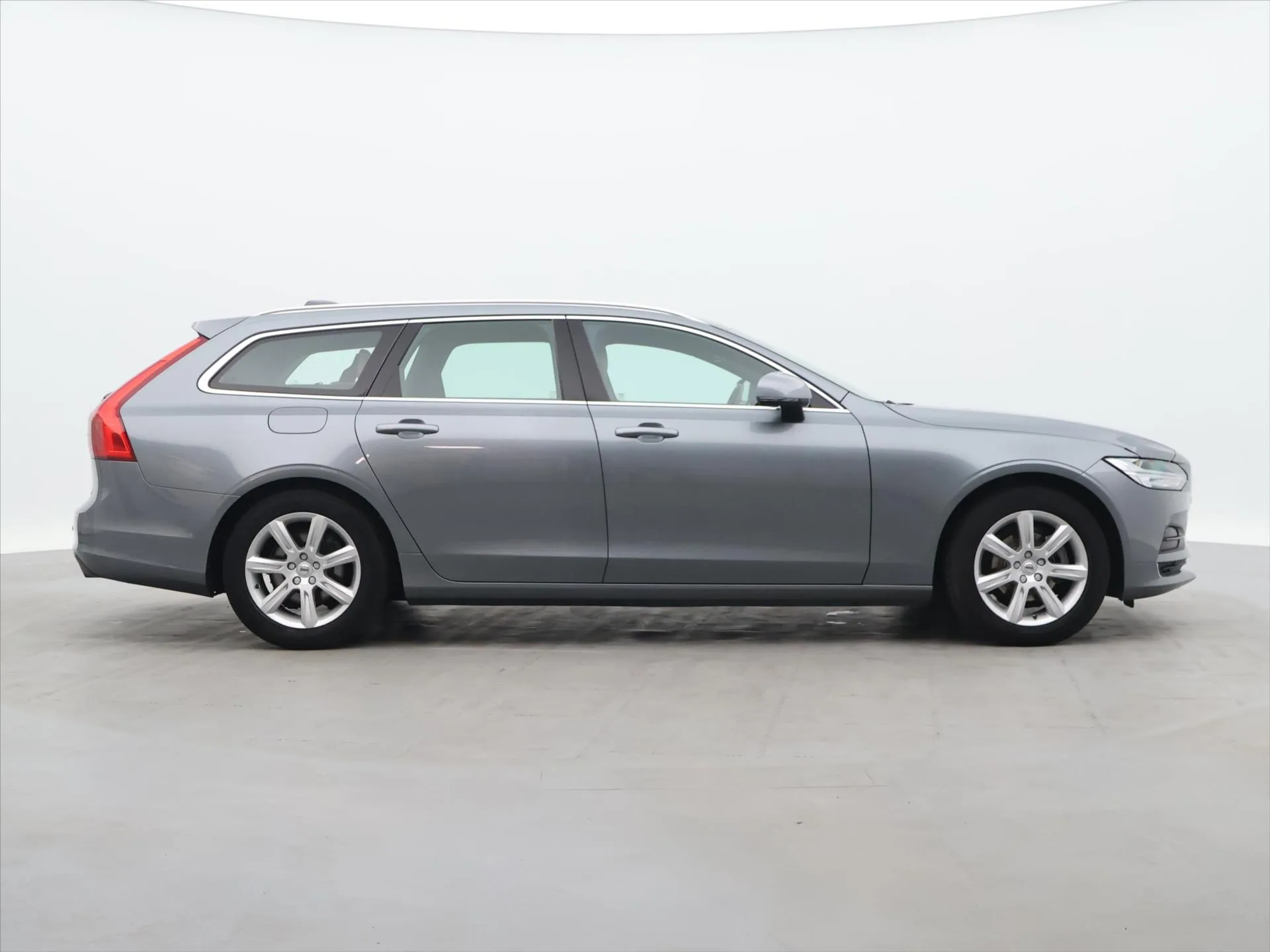 Volvo V90 - Náhled 8