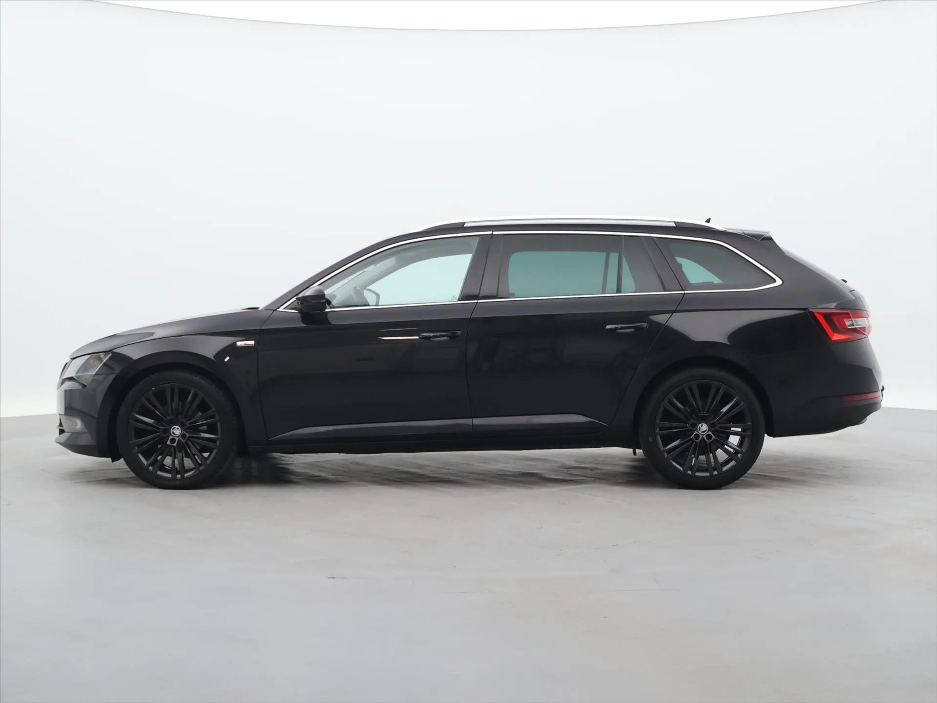 Škoda Superb - Náhled 4