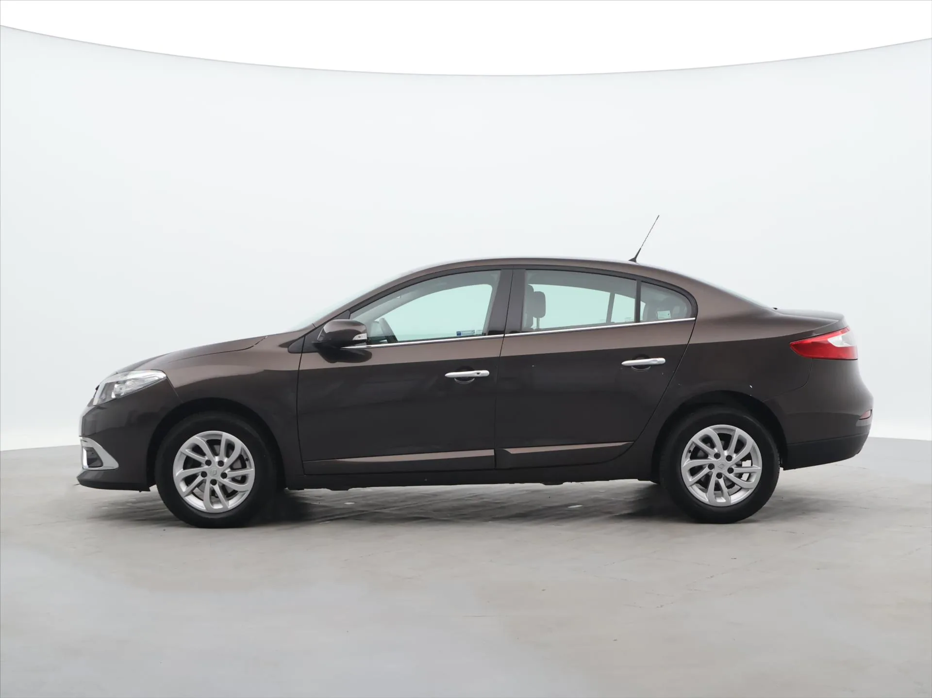 Renault Fluence - Náhled 4