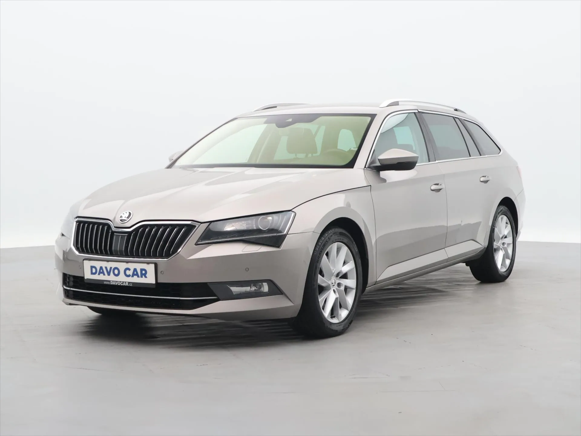 Škoda Superb - Náhled 3