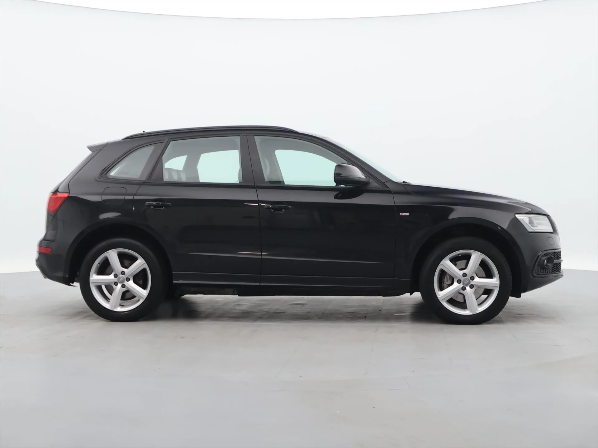 Audi Q5 - Náhled 8