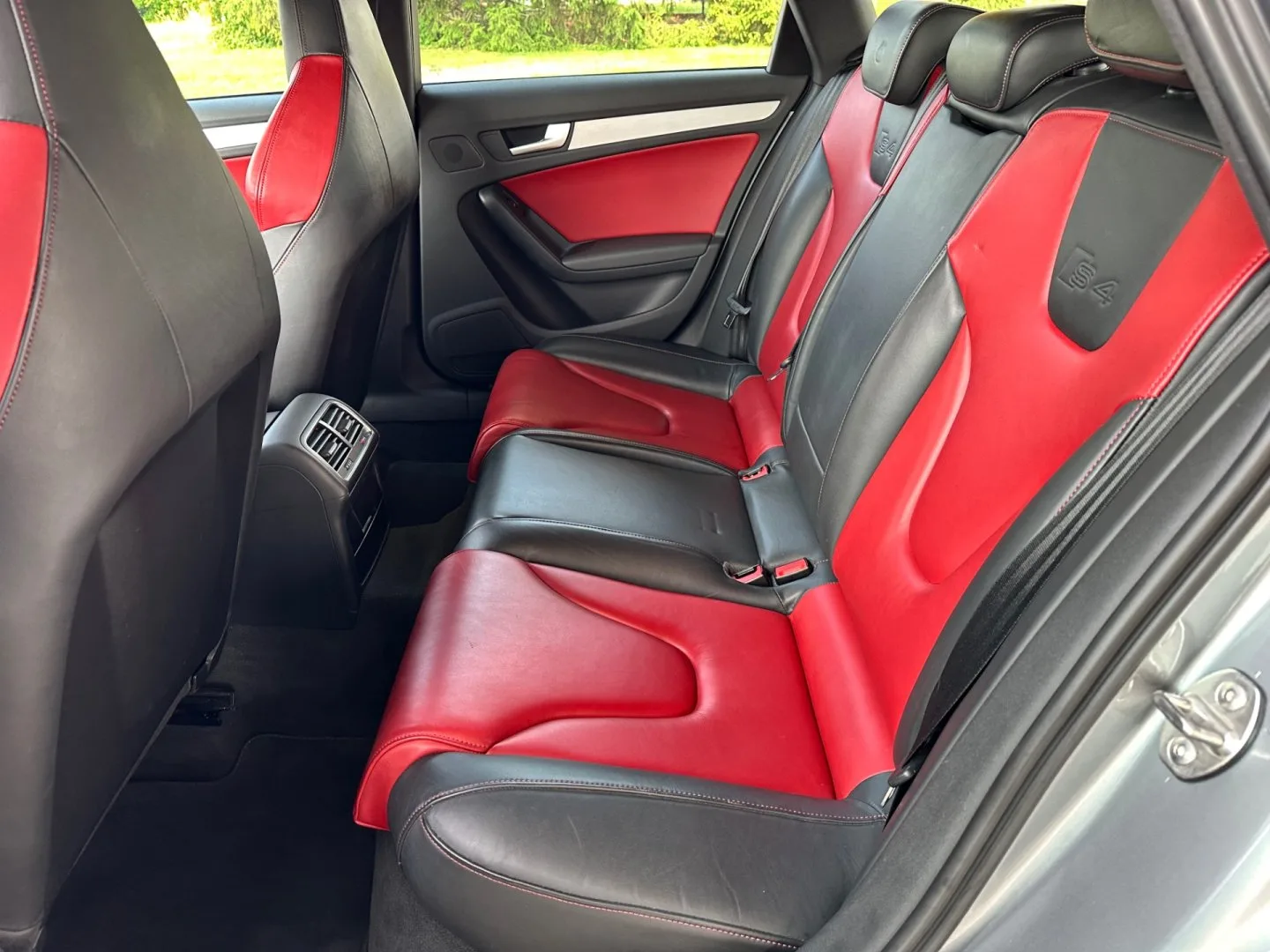 Audi S4 - Náhled 16