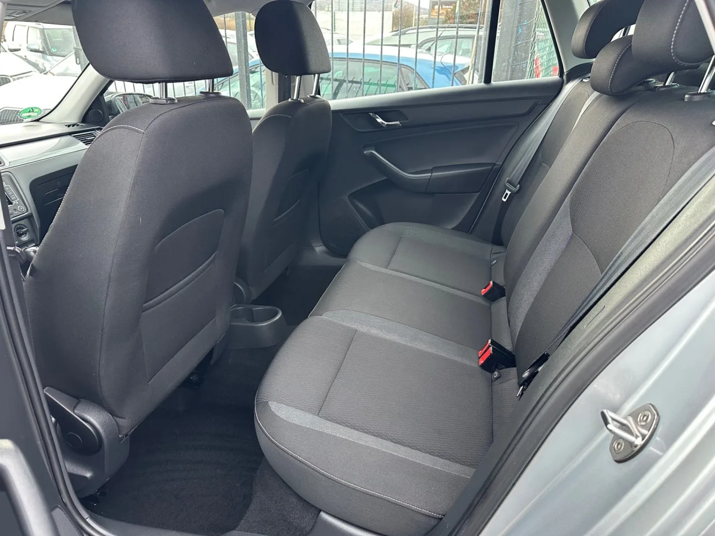 Škoda Rapid - Náhled 16