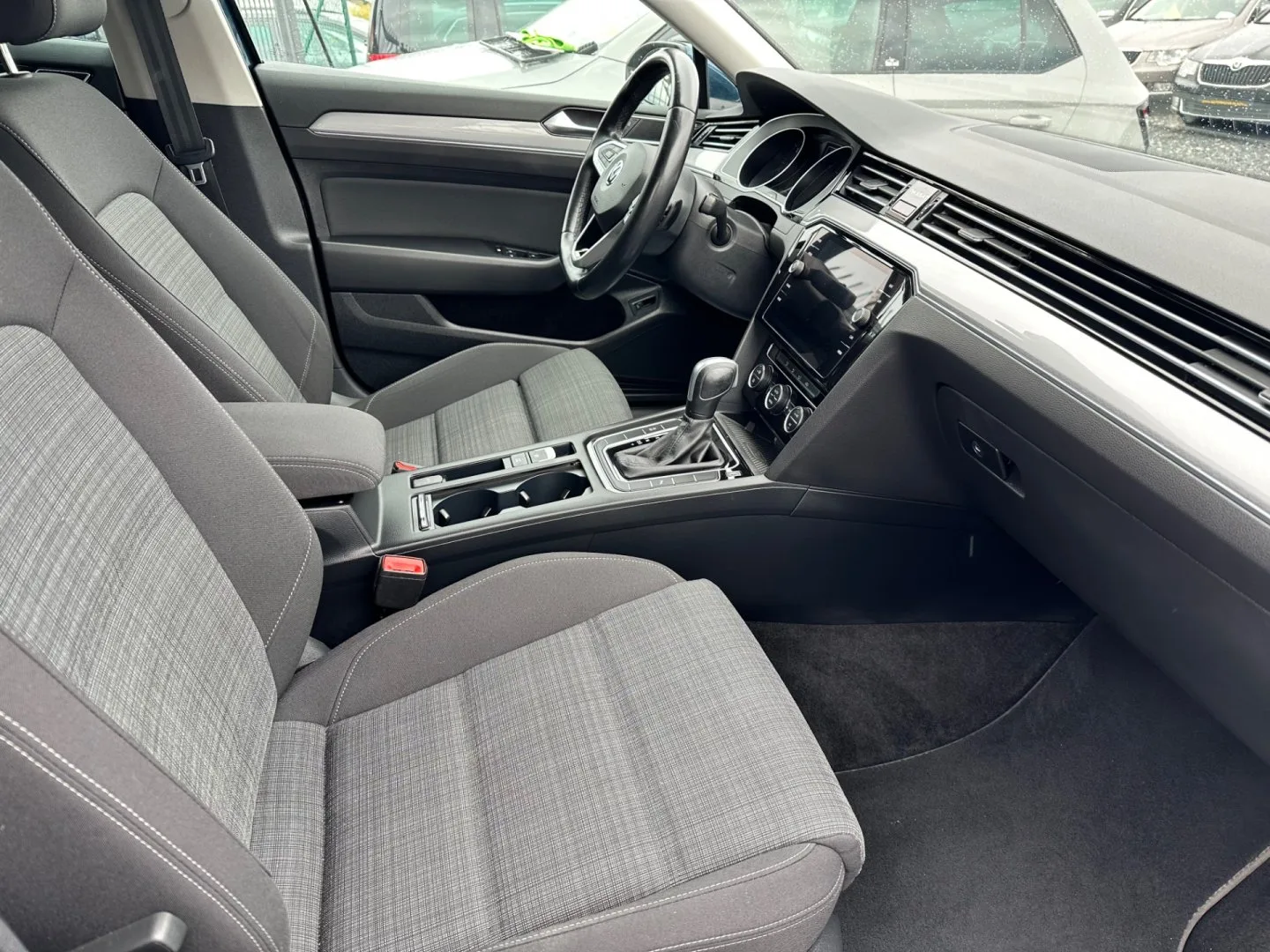 Volkswagen Passat - Náhled 6