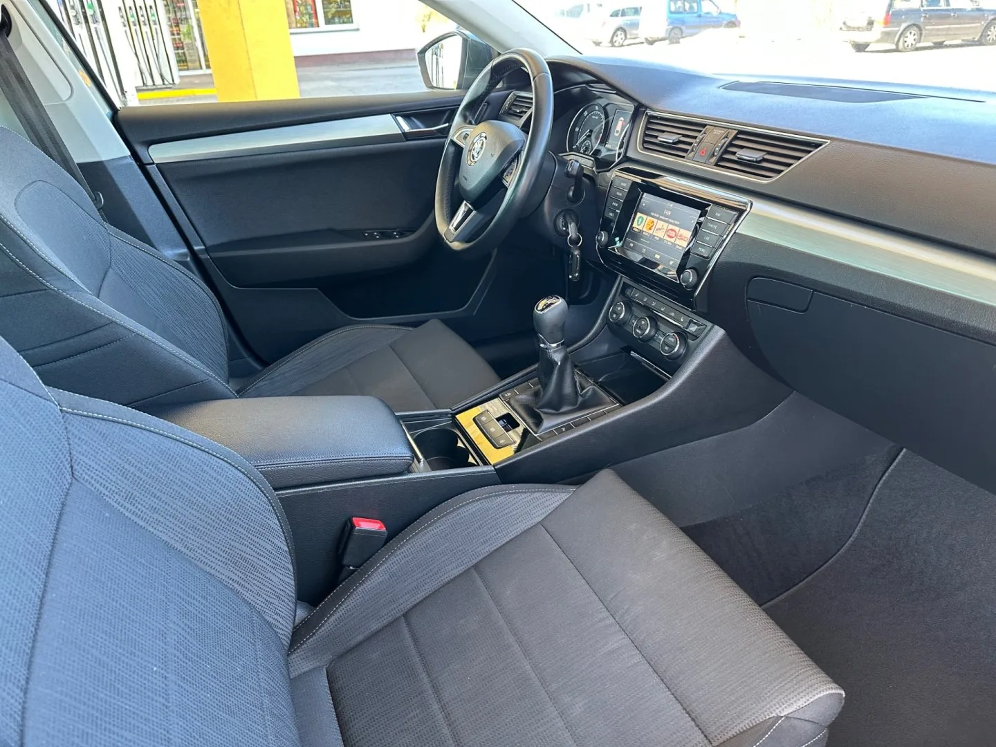 Škoda Superb - Náhled 6