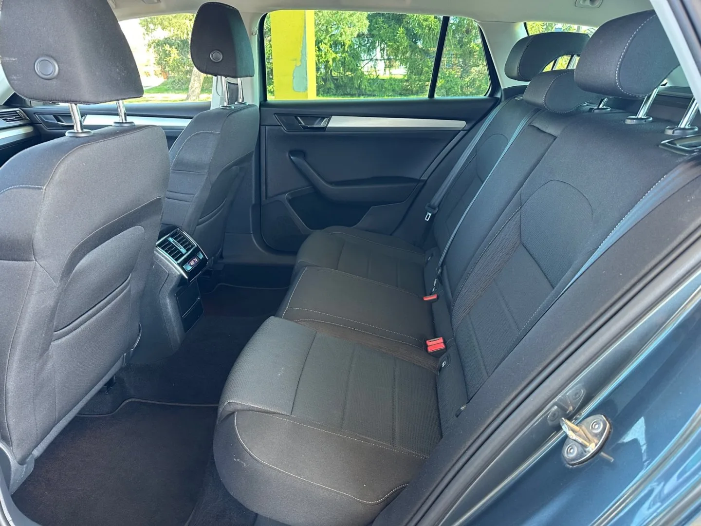 Škoda Superb - Náhled 15