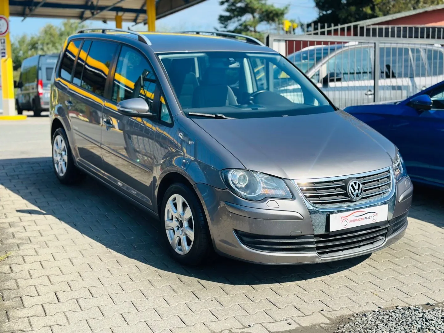 Volkswagen Touran 1.4TSi NAVI, SERVISOVANÝ, 2009