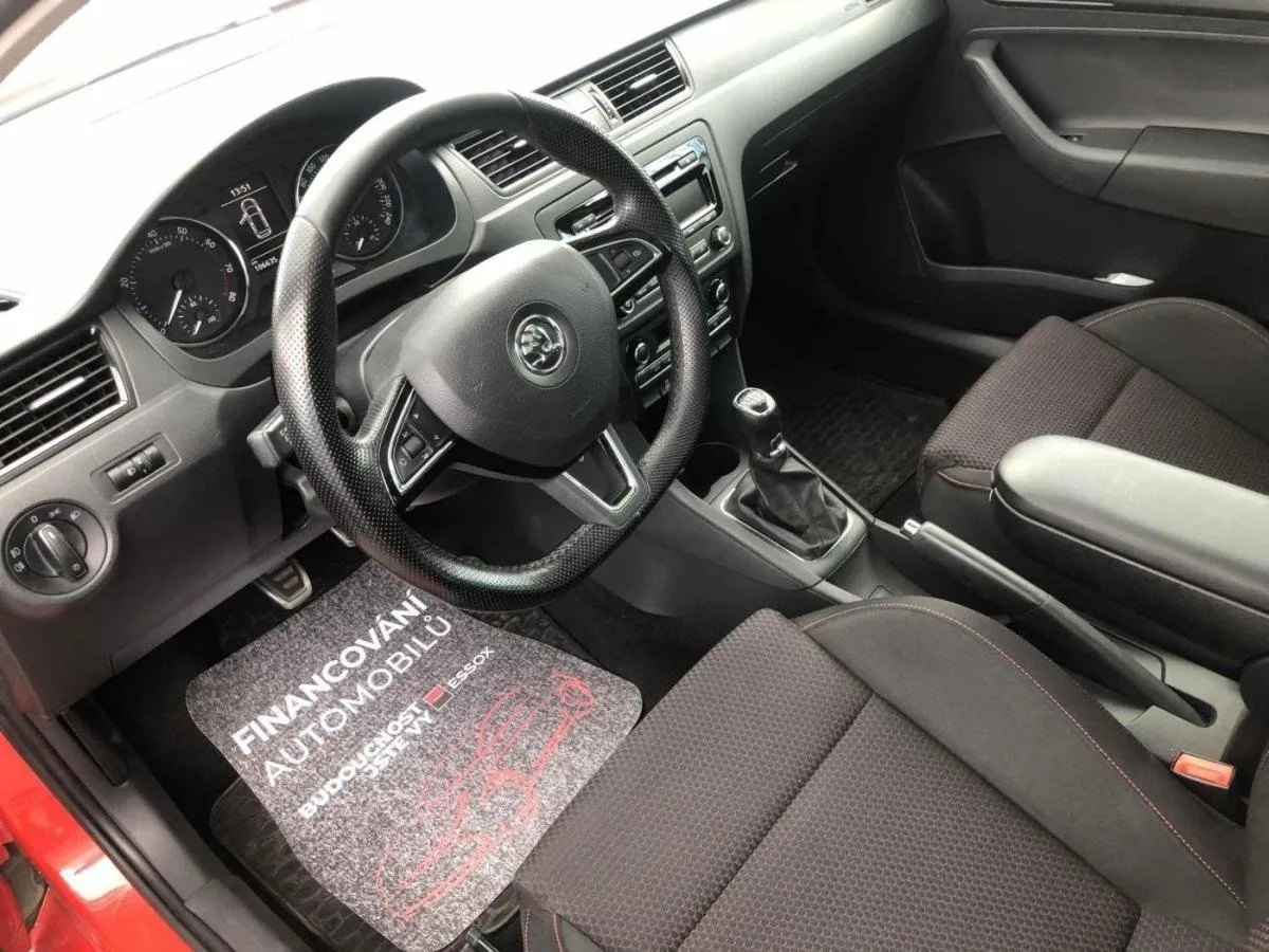 Škoda Rapid - Náhled 7