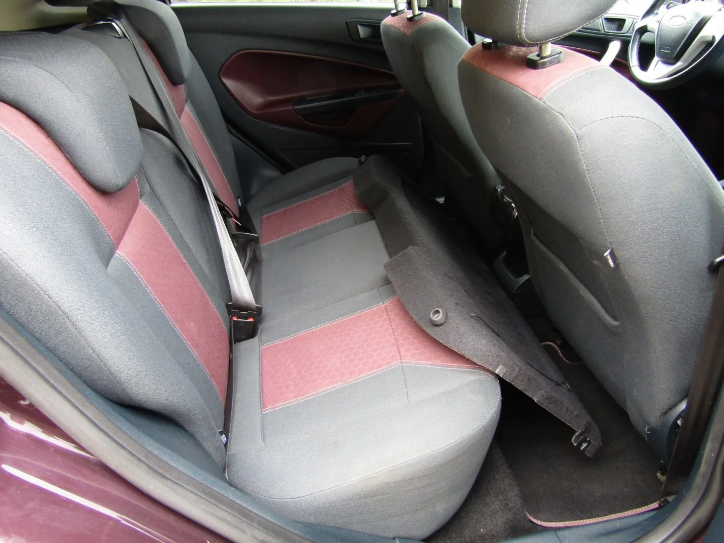 Ford Fiesta - Náhled 24