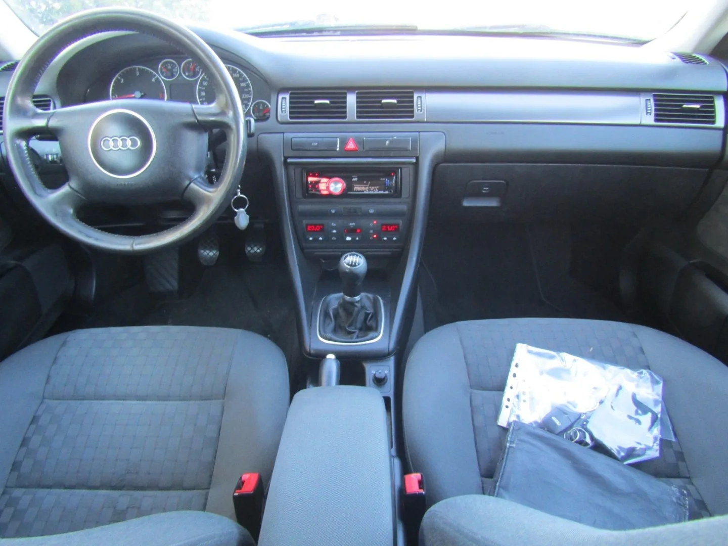 Audi A6 - Náhled 15