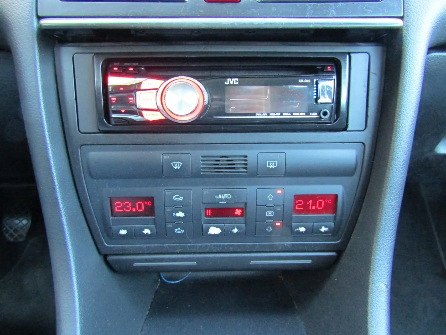 Audi A6 - Náhled 30