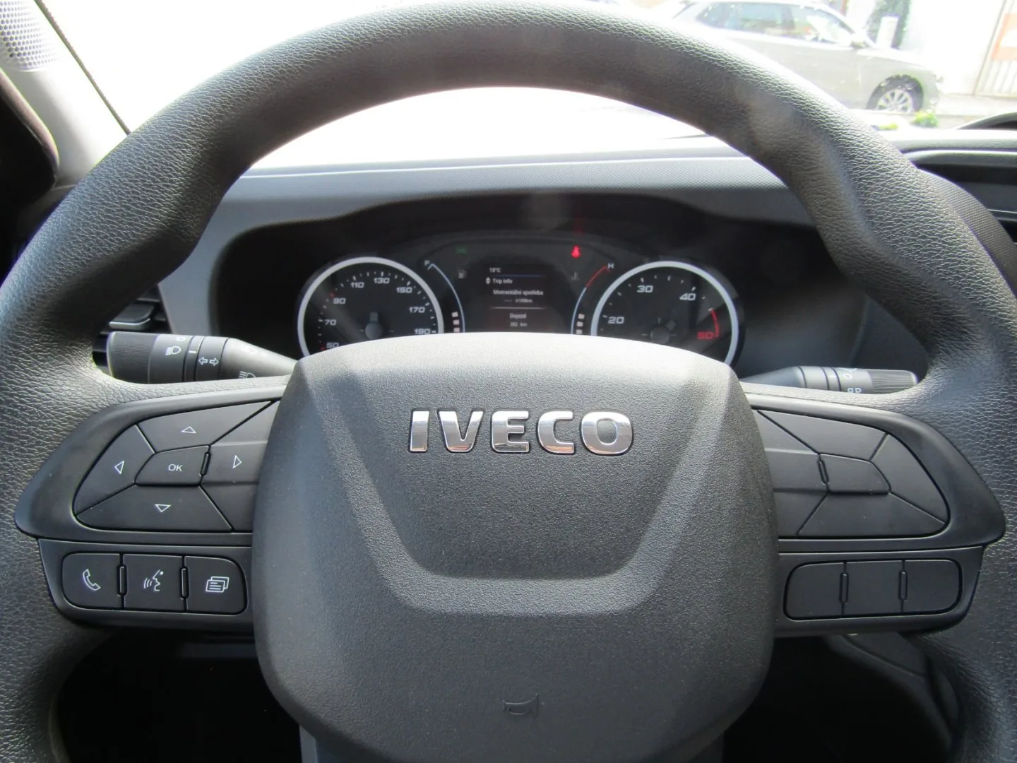 Iveco Daily - Náhled 15