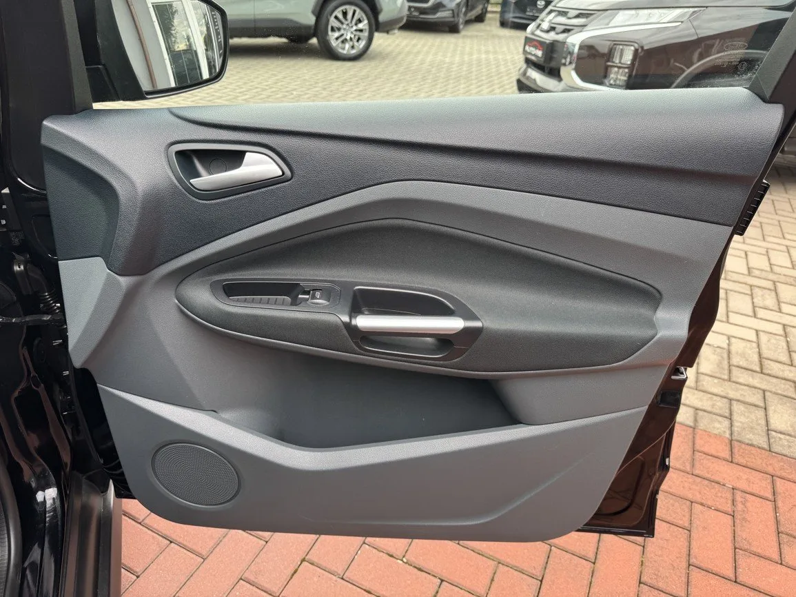Ford Grand C-MAX - Náhled 16