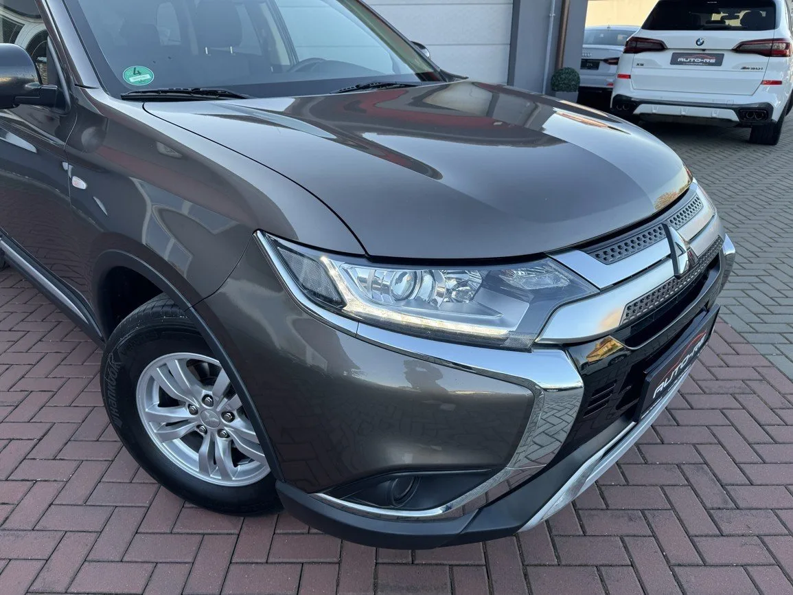 Mitsubishi Outlander - Náhled 35