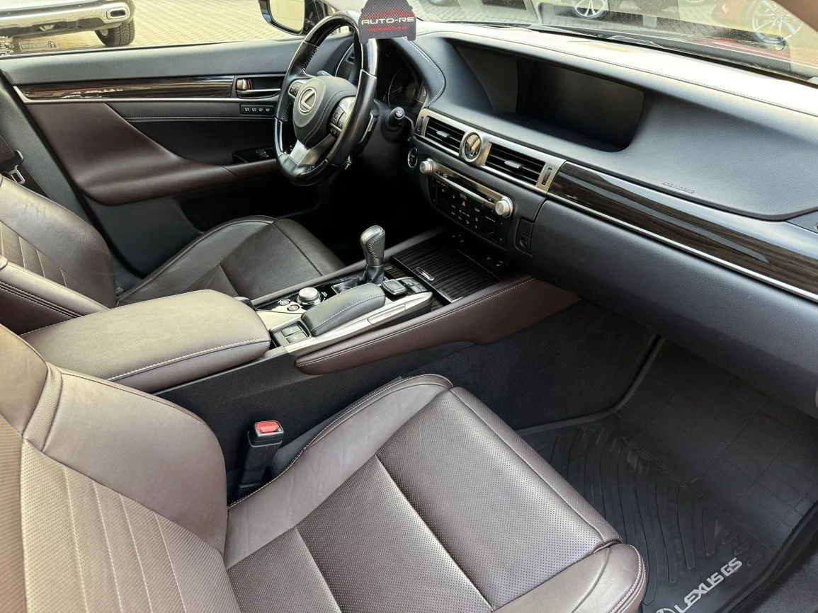 Lexus GS 450h - Náhled 17