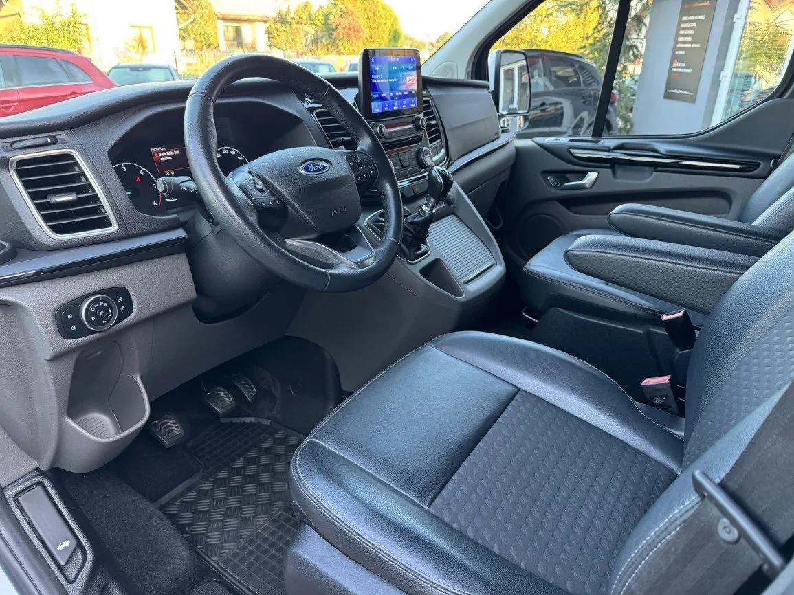Ford Tourneo Custom - Náhled 27