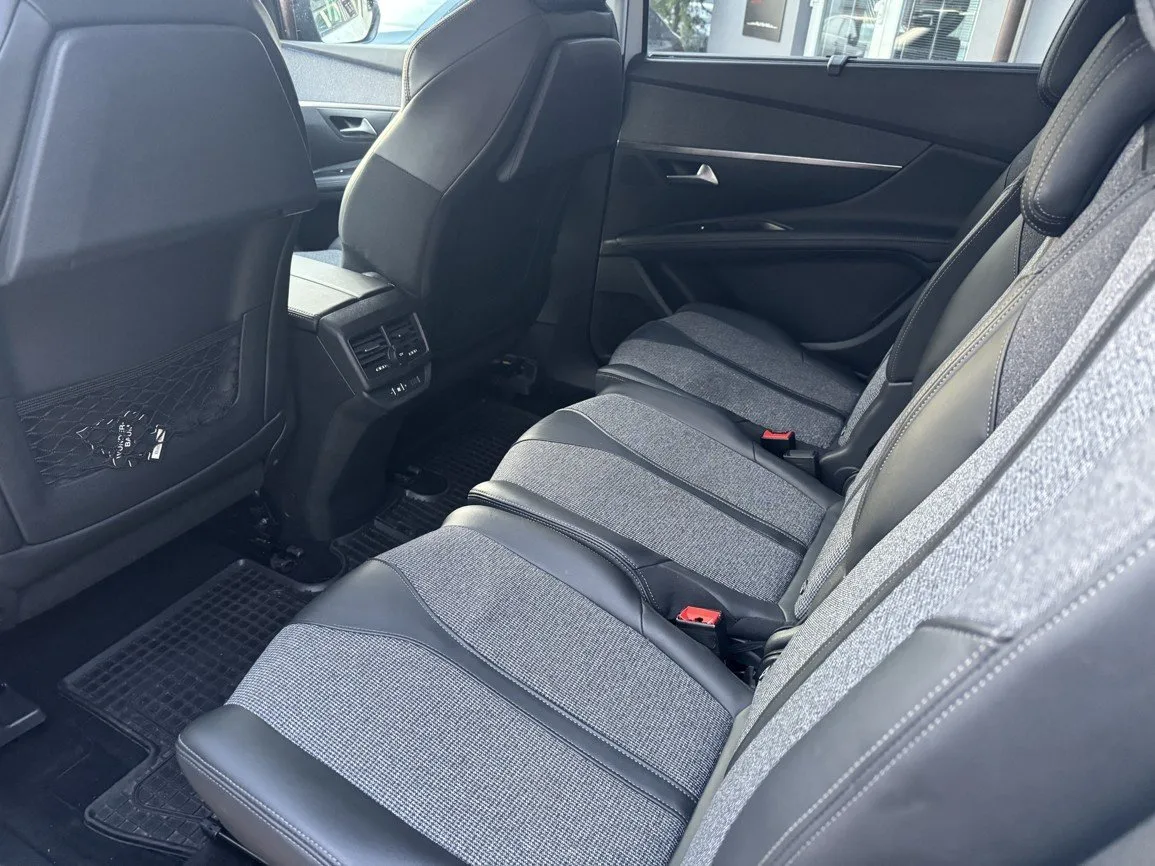 Peugeot 5008 - Náhled 23