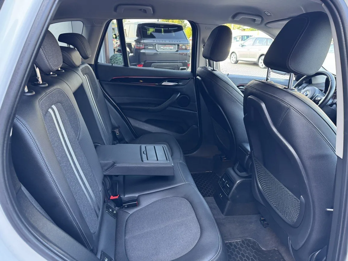 BMW X1 - Náhled 25
