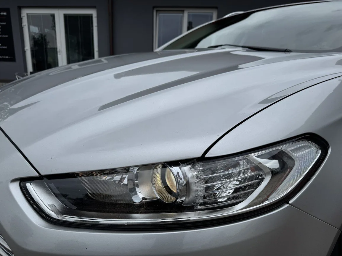Ford Mondeo - Náhled 33