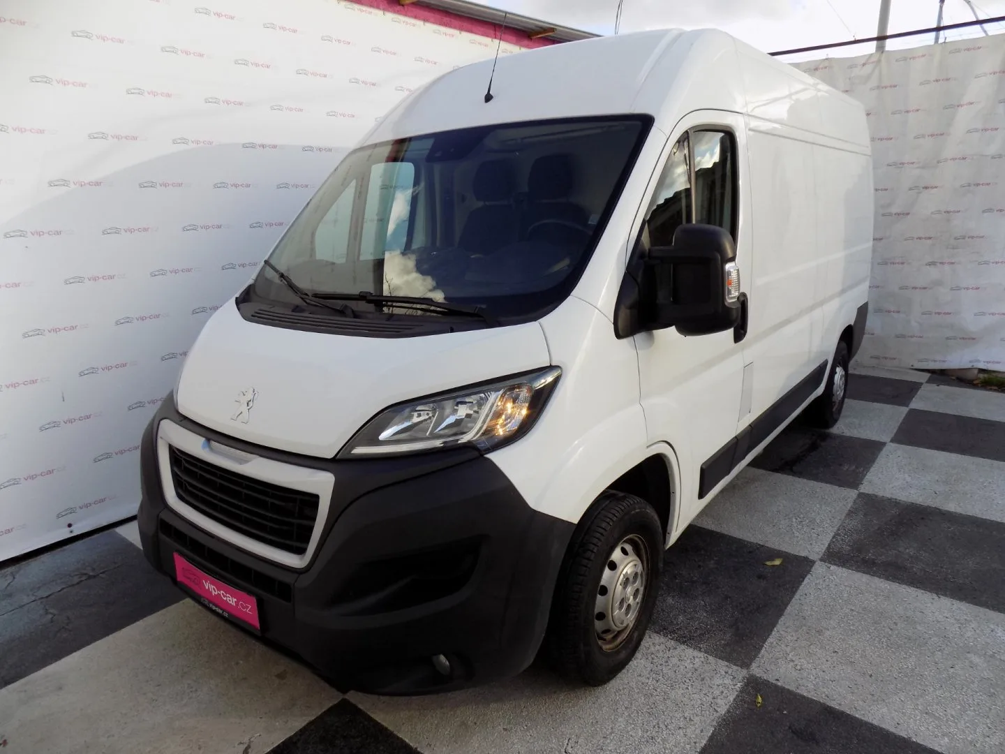 Peugeot Boxer 2.2 BlueHDi/333/L2H2/NAVI/DPH/, 2020
