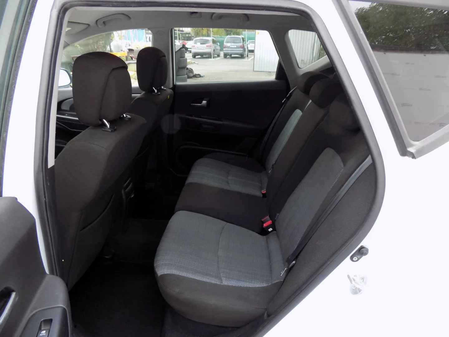 Kia Cee´d - Náhled 10