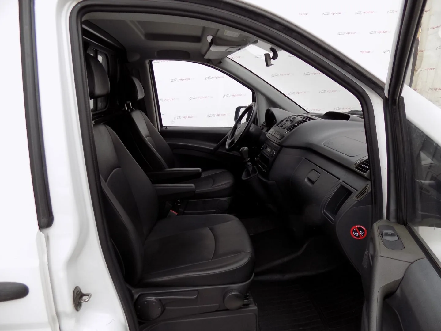 Mercedes-Benz Vito - Náhled 13
