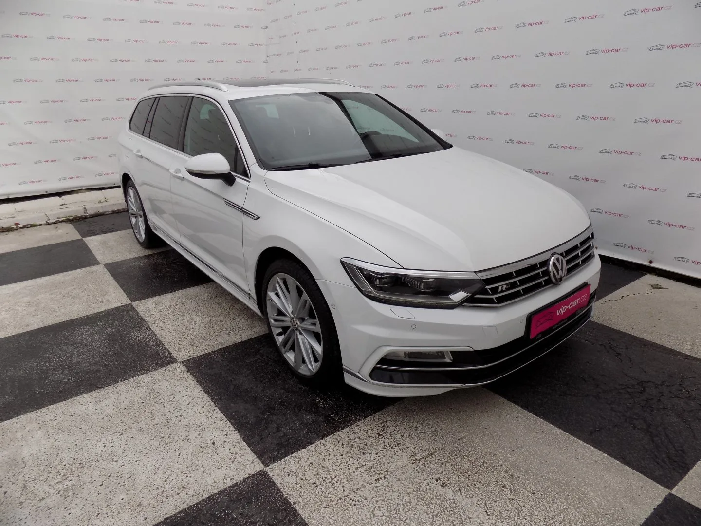 Volkswagen Passat - Náhled 6