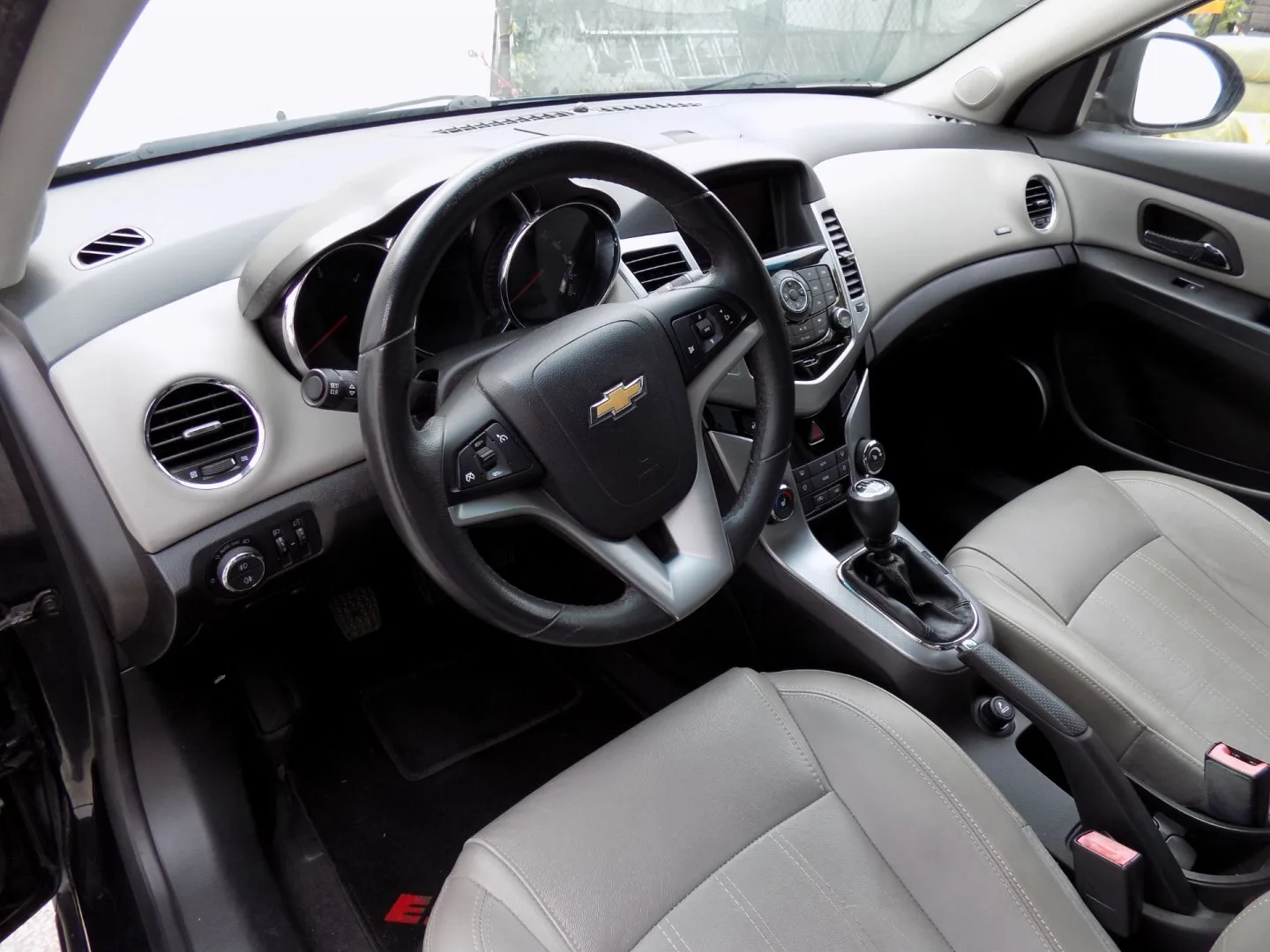 Chevrolet Cruze - Náhled 12