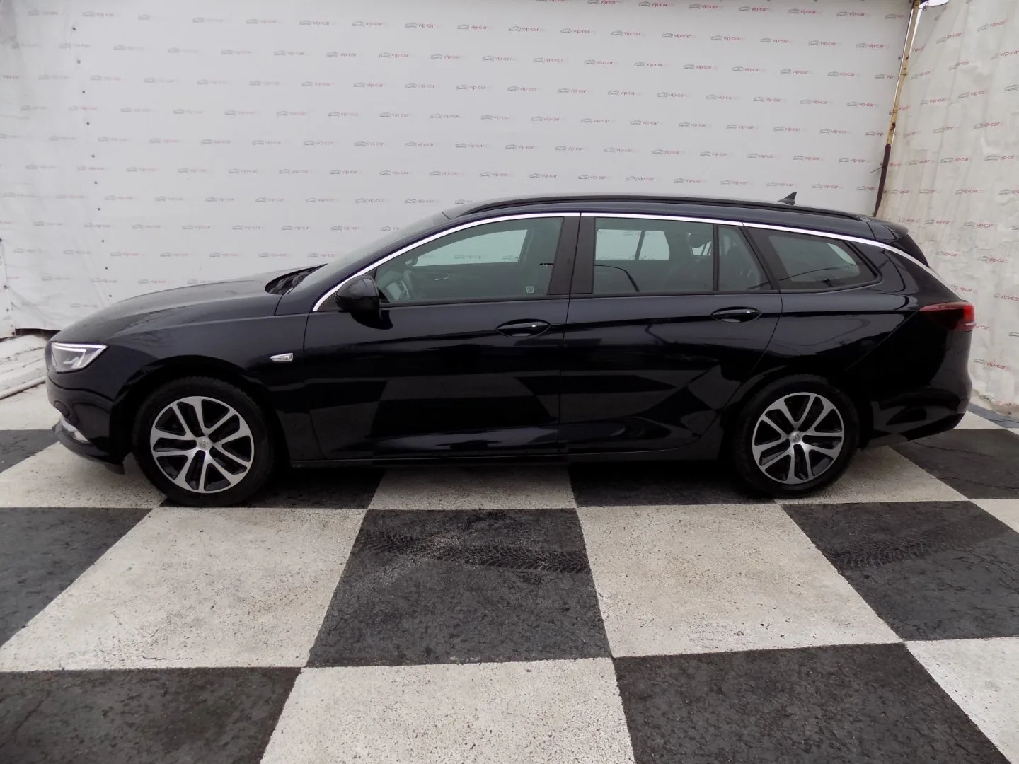 Opel Insignia - Náhled 2