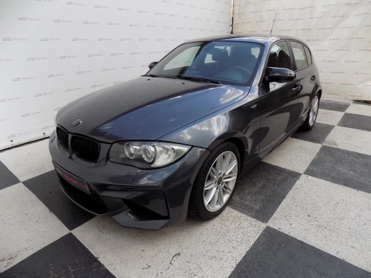 BMW Řada 1 130i/M-Paket/NAVI/Bi-xenon/, 2006