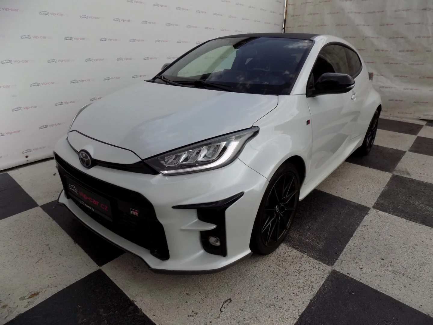 Toyota GR Yaris 1.6i/16V/FOUR/AWD/LED/ČR/, 2020