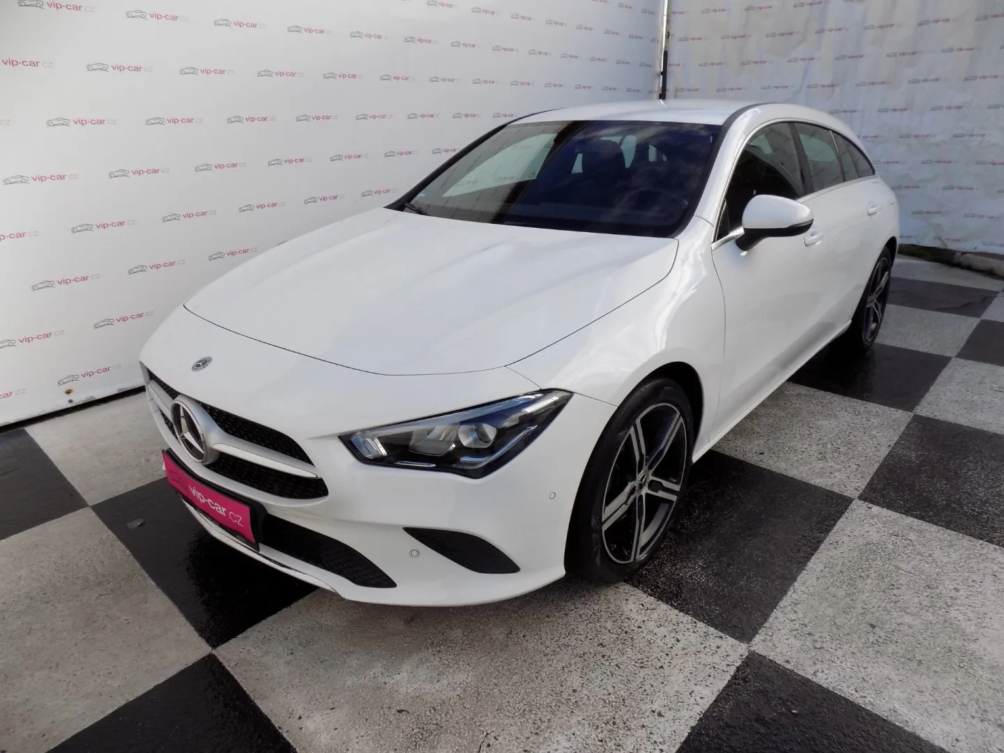 Mercedes-Benz CLA 200d/Full-Led/1.majitel/, 2019