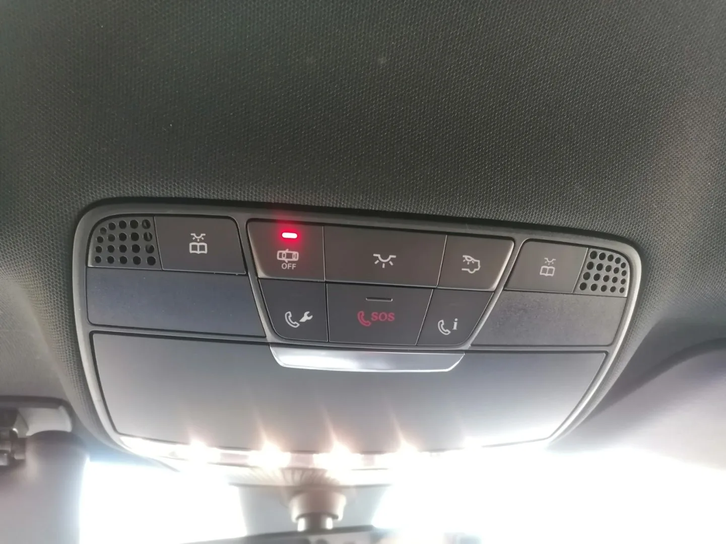 Mercedes-Benz Třídy E - Náhled 32