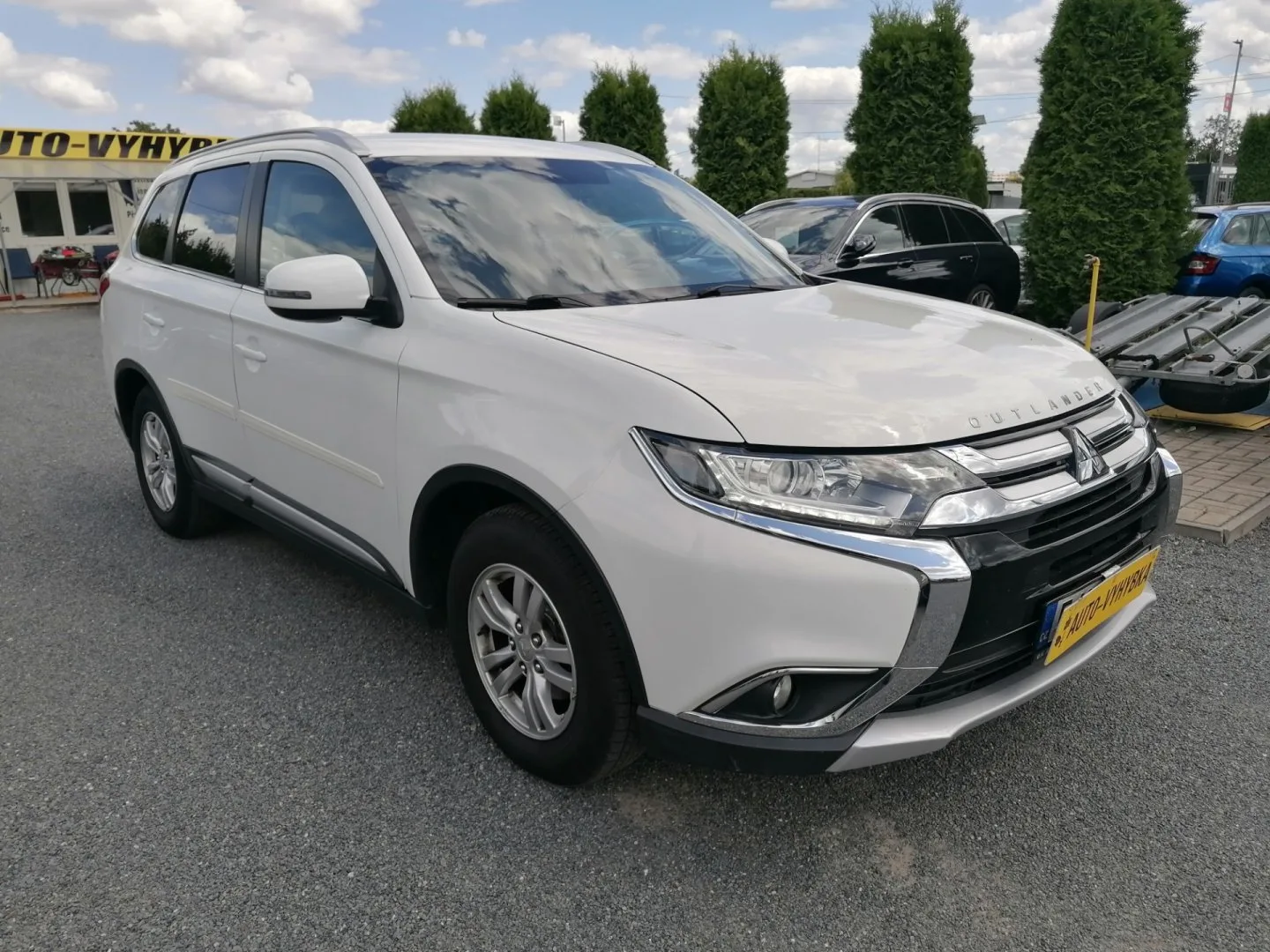 Mitsubishi Outlander – fotografie 3