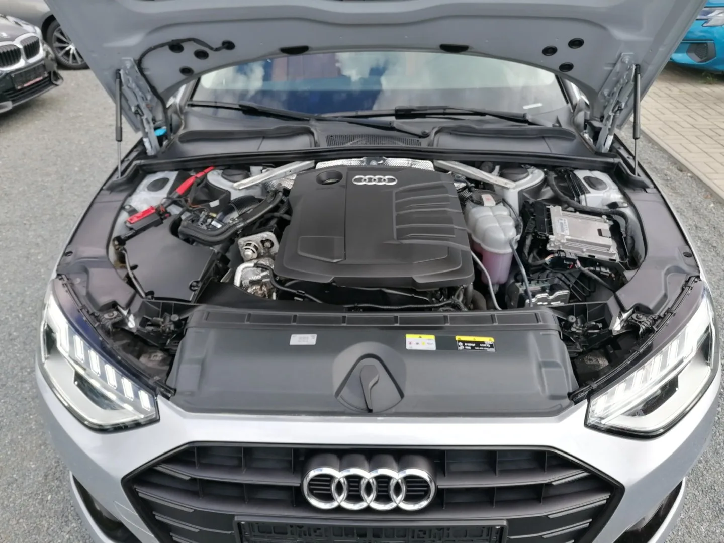 Audi A4 - Náhled 35