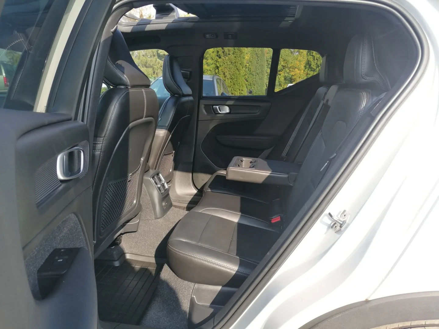 Volvo XC40 - Náhled 11