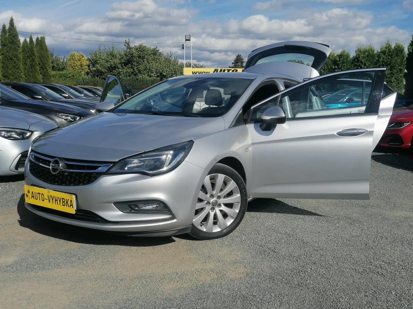 Opel Astra – fotografie 1