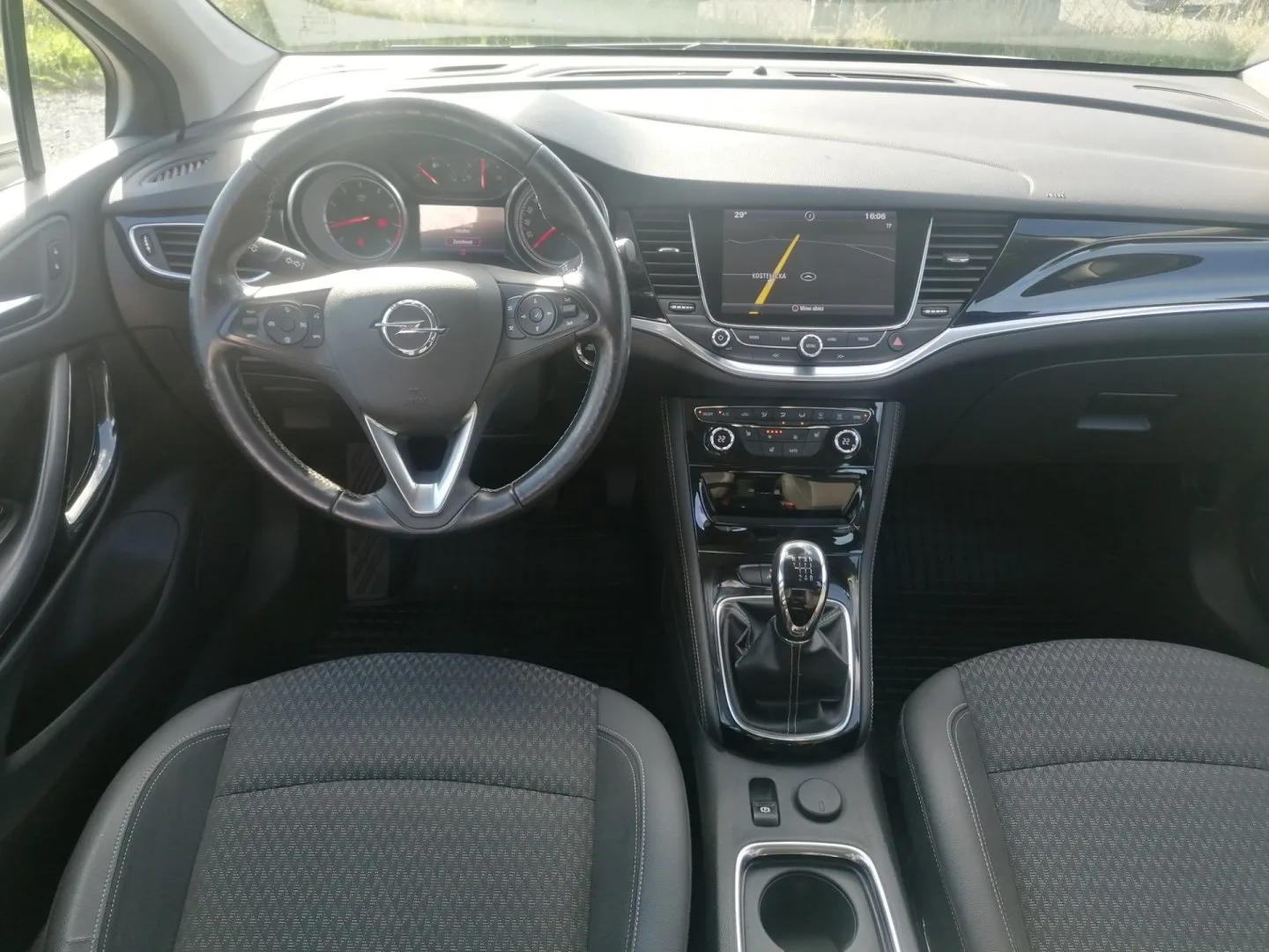 Opel Astra - Náhled 9